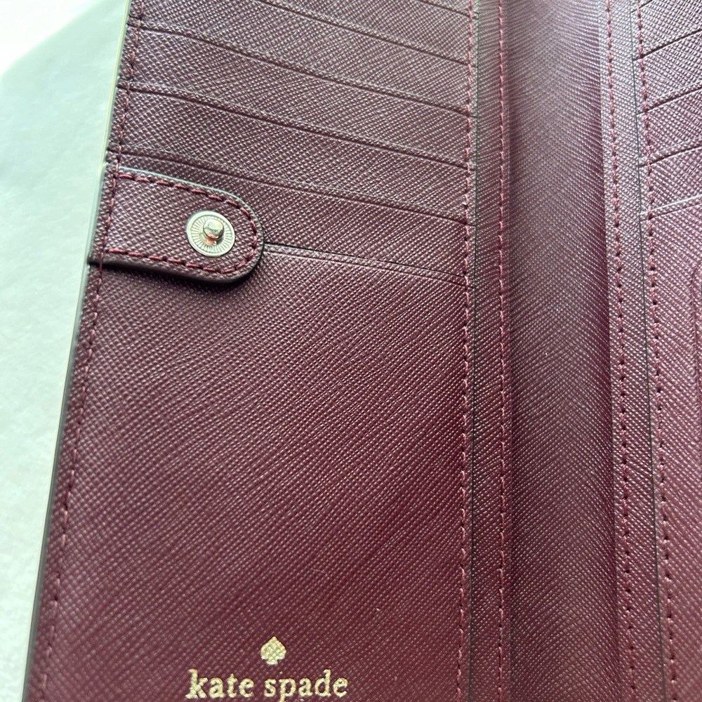Authentic Kate Spade Wallet - Picture 3 of 6